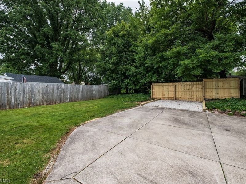 3518 Arnold Avenue NW, Canton, OH 44709 Photo 10