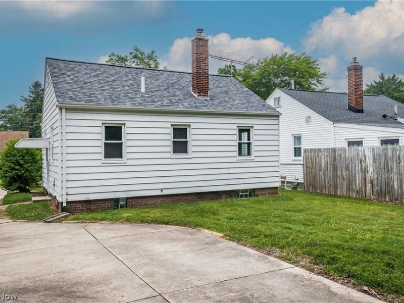 3518 Arnold Avenue NW, Canton, OH 44709 Photo 8