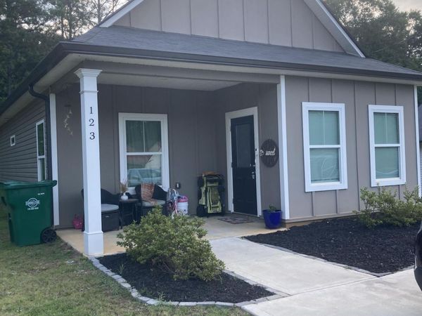 123 Chalfont Circle, Carrollton, GA 30117