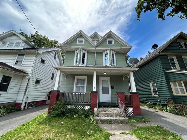 63 Roycroft Drive , Rochester, NY 14621