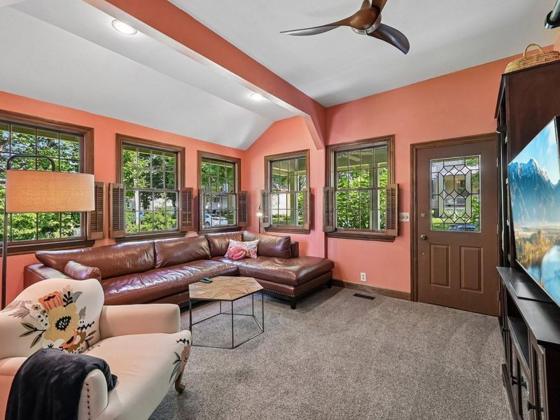 83 N Vine Street, Westerville, OH 43081 Photo 25