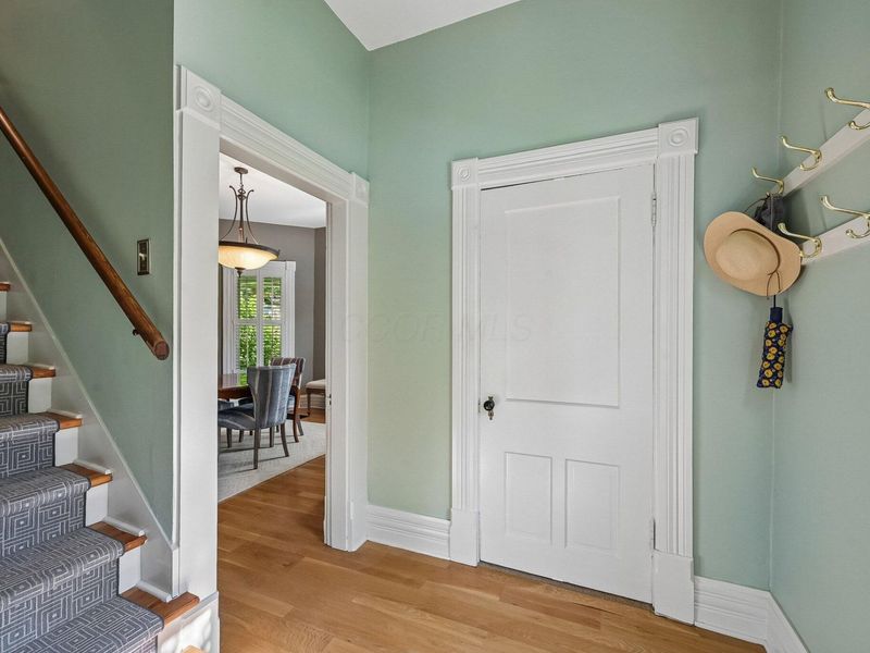 83 N Vine Street, Westerville, OH 43081 Photo 32