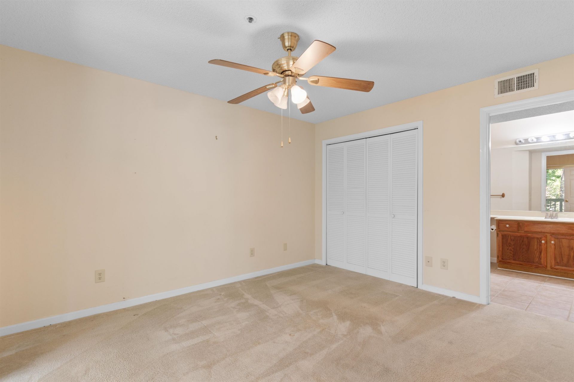 4601 Greenbriar Dr.  Photo 20