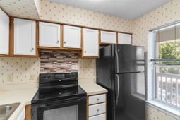 4601 Greenbriar Dr.  photo 4
