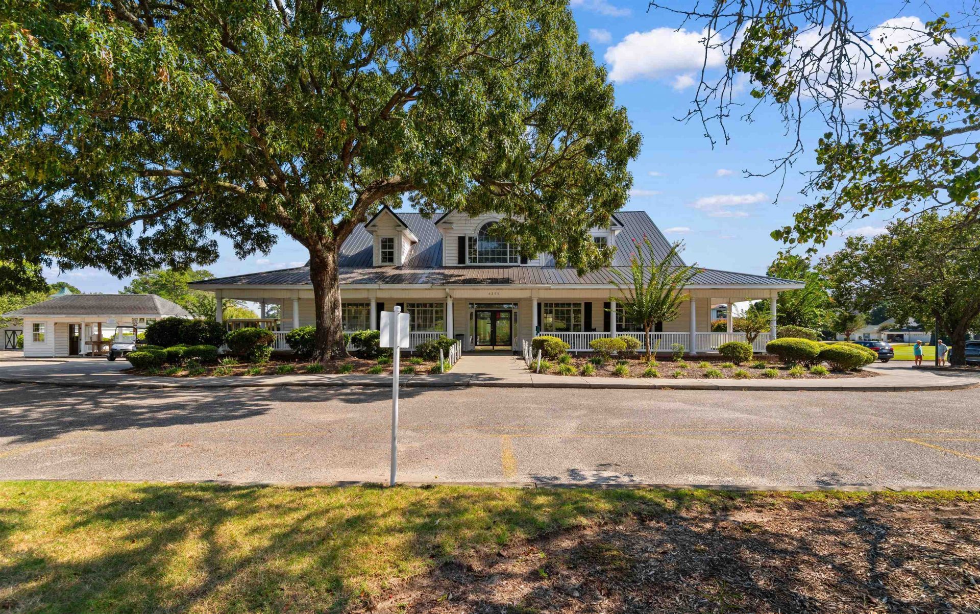 4601 Greenbriar Dr.  Photo 43
