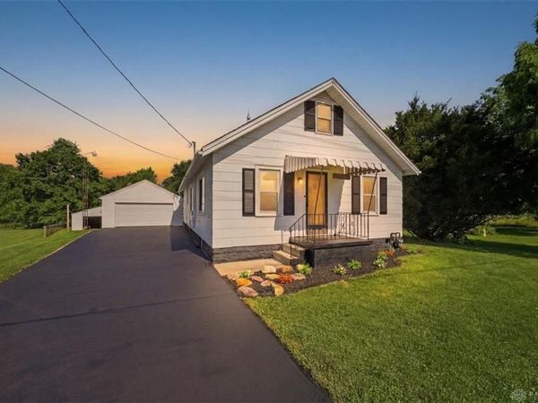 2955 Mechanicsburg Road, Springfield, OH 45503