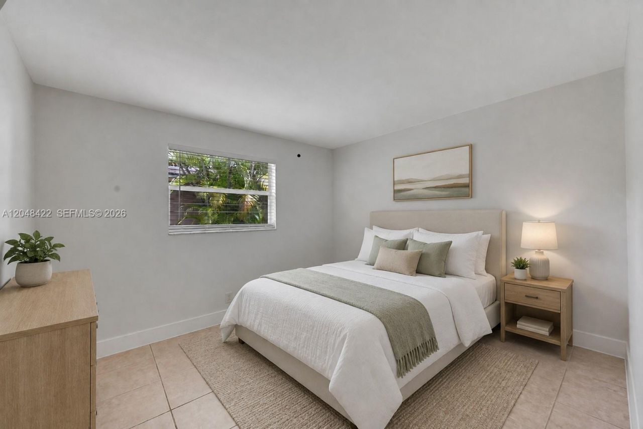 810 SW 12th Ct, Unit 810, Fort Lauderdale, FL 33315 Photo