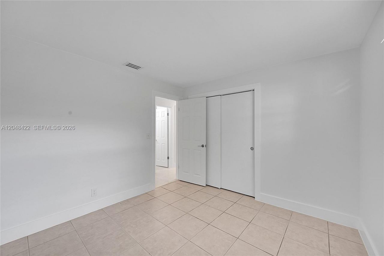 810 SW 12th Ct, Unit 810, Fort Lauderdale, FL 33315 Photo