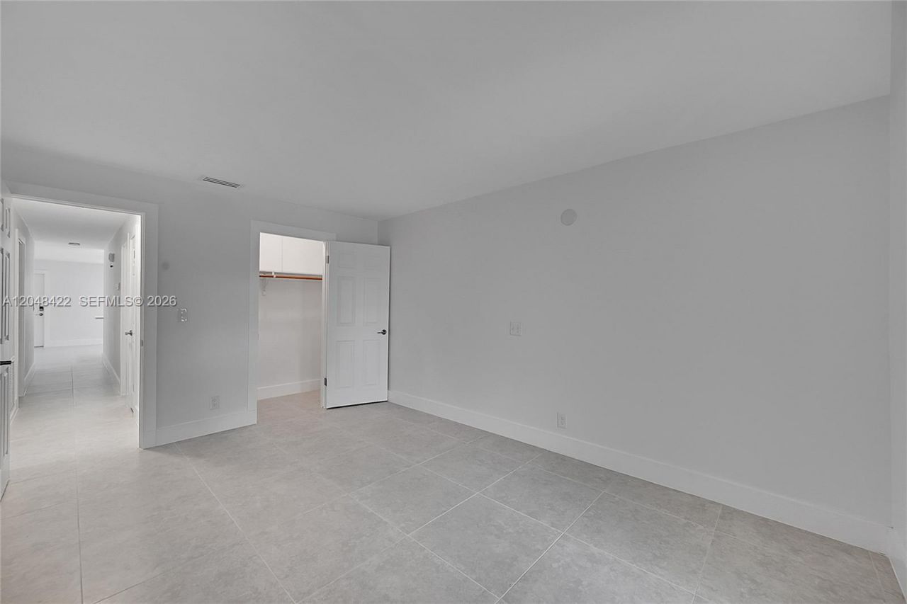 810 SW 12th Ct, Unit 810, Fort Lauderdale, FL 33315 Photo