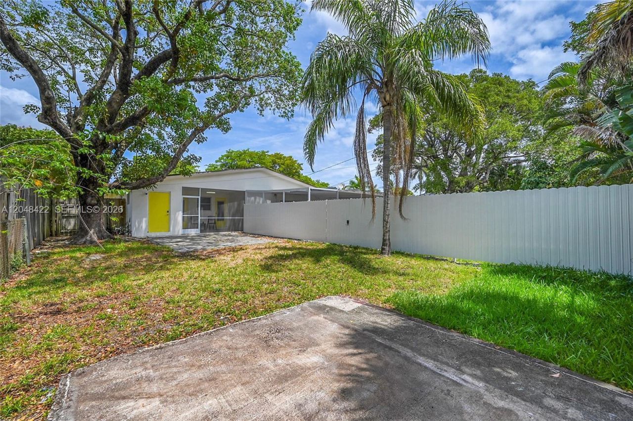 810 SW 12th Ct, Unit 810, Fort Lauderdale, FL 33315 Photo