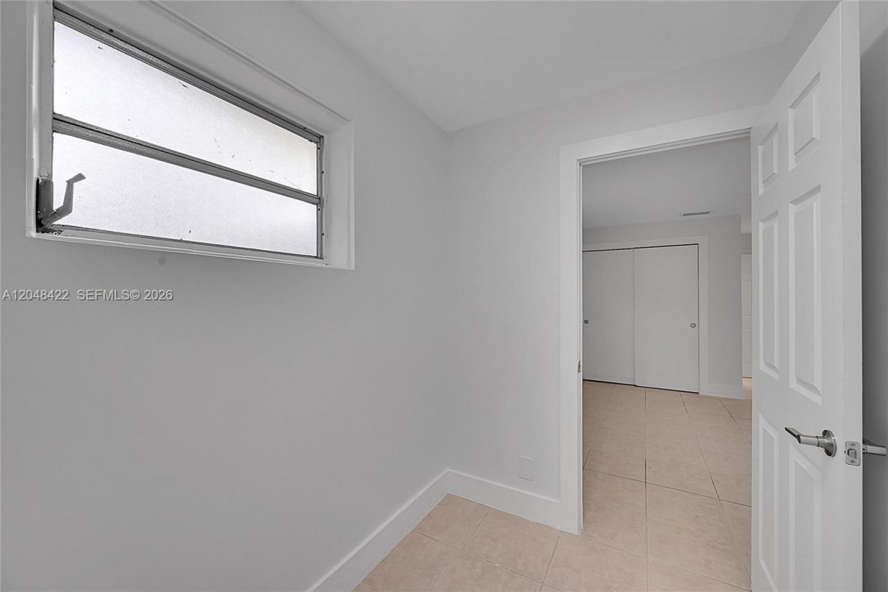 810 SW 12th Ct, Unit 810, Fort Lauderdale, FL 33315 Photo