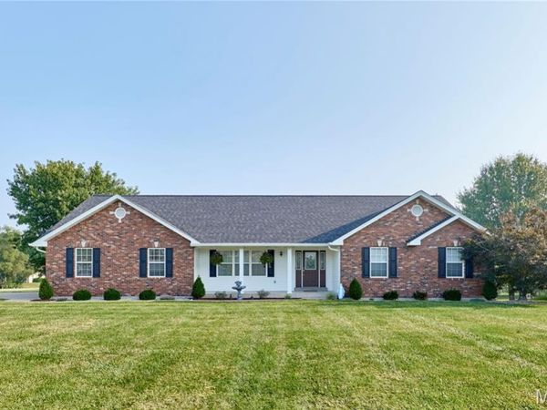 509 Bridgeway Drive, Troy, MO 63379