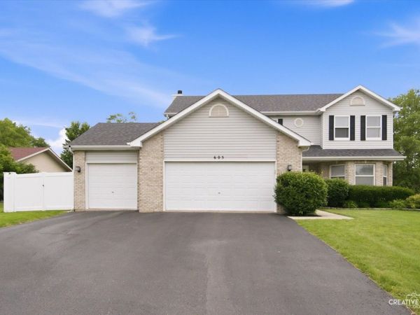 605 Woodchuck Trail , Oswego, IL 60543