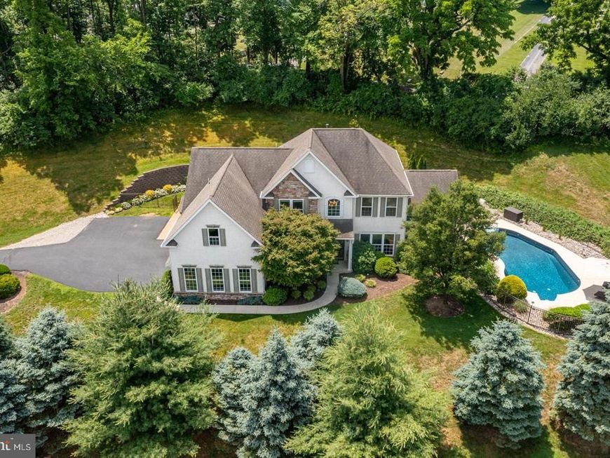 16 Winding Brook, Reading, PA 19608 Main Photo
