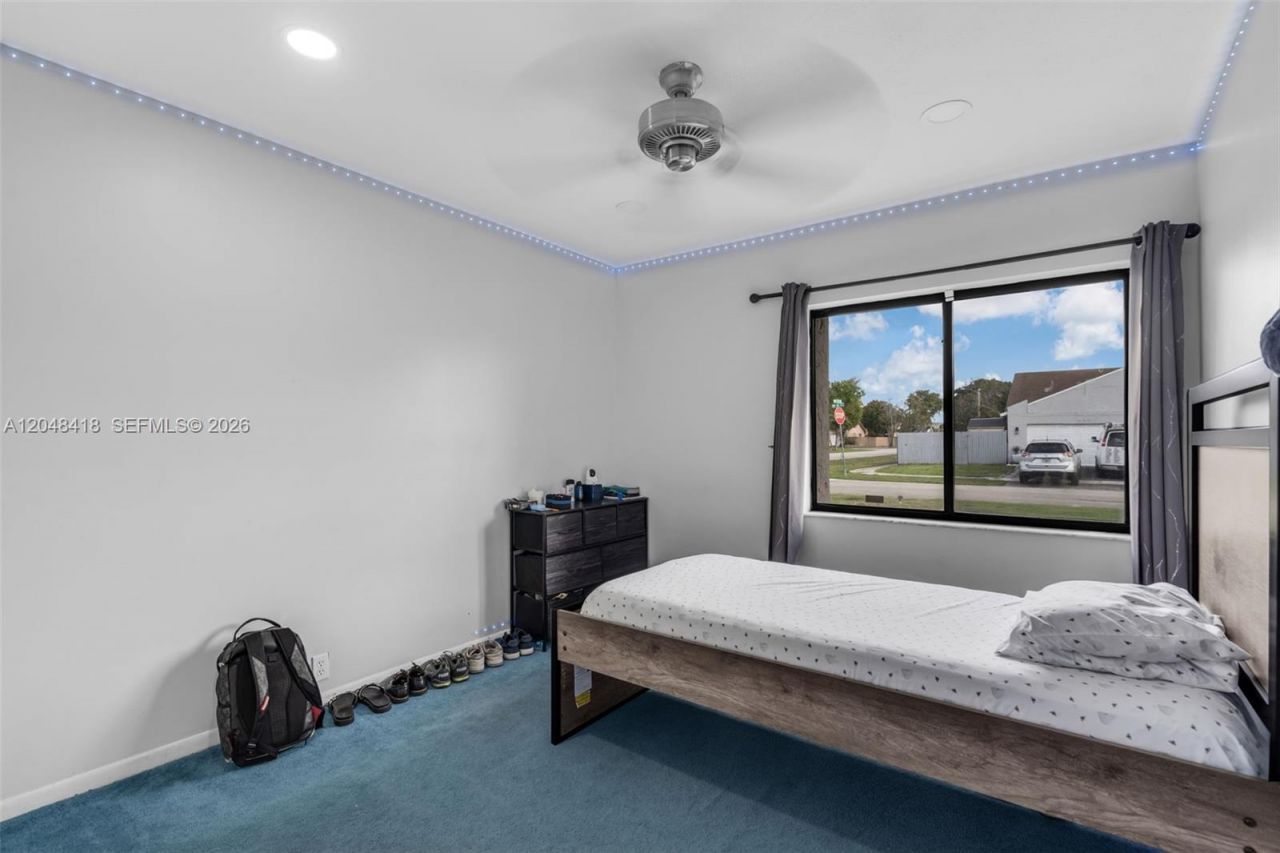 8650 NW 46th Ct , Lauderhill, FL 33351 Photo