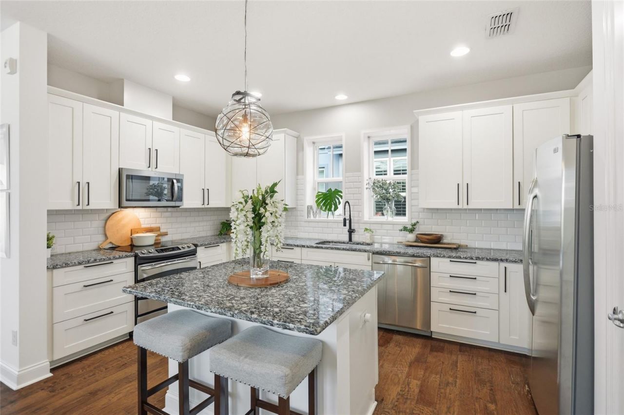 8105 Laureate Boulevard , Orlando, FL 32827 Photo