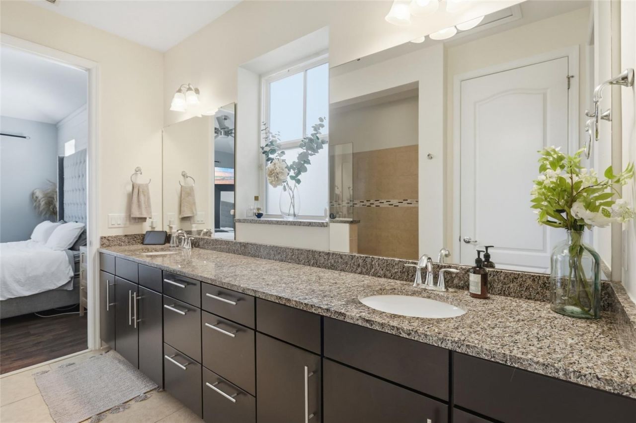 8105 Laureate Boulevard , Orlando, FL 32827 Photo