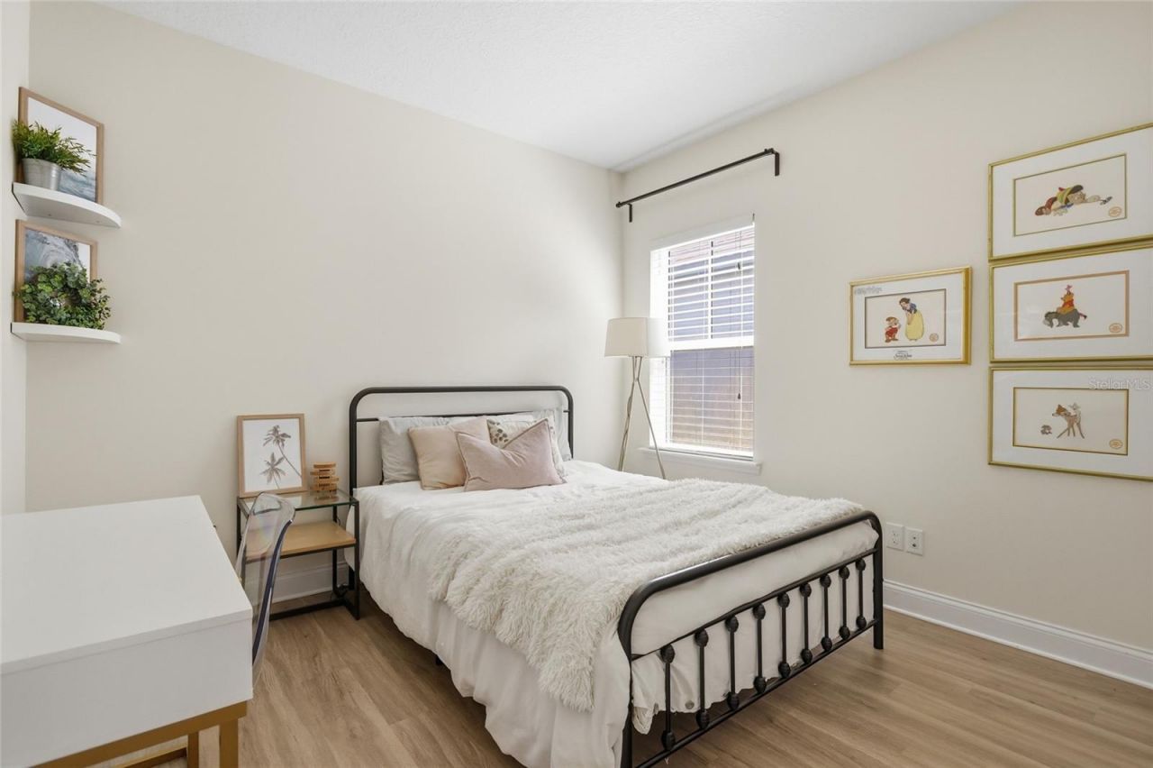 8105 Laureate Boulevard , Orlando, FL 32827 Photo