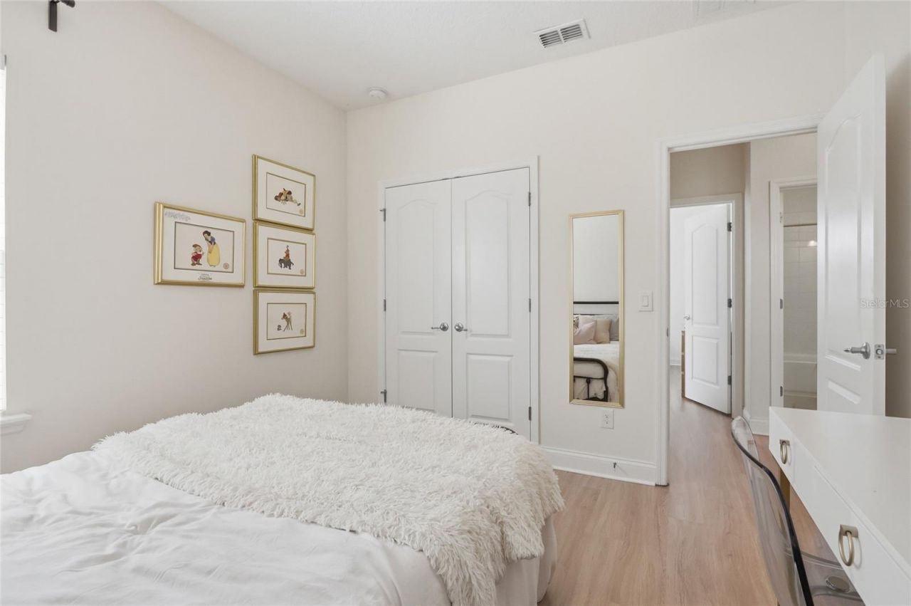 8105 Laureate Boulevard , Orlando, FL 32827 Photo