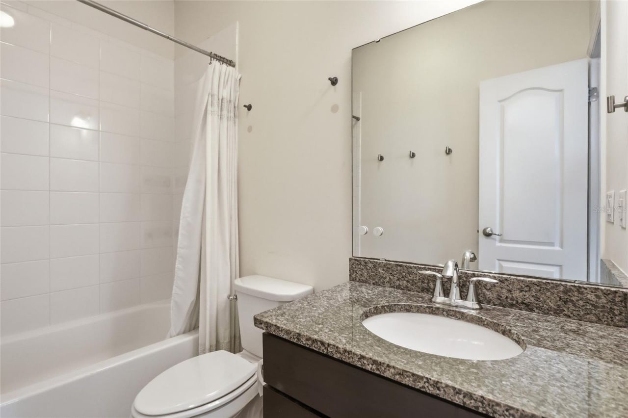 8105 Laureate Boulevard , Orlando, FL 32827 Photo