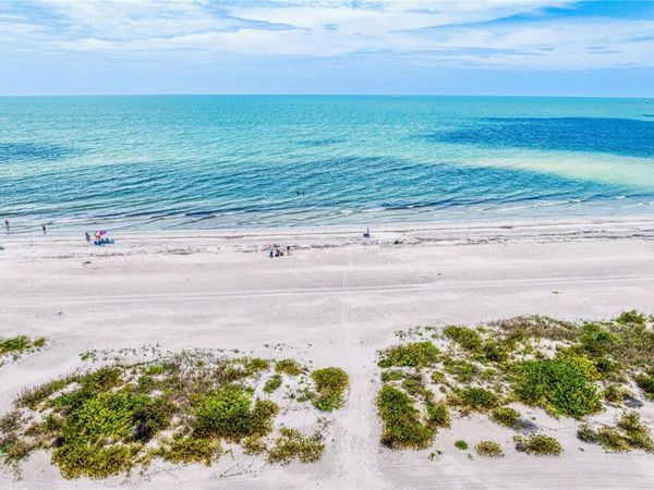 1250 GULF BOULEVARD, Unit 302, CLEARWATER BEACH, FL 33767