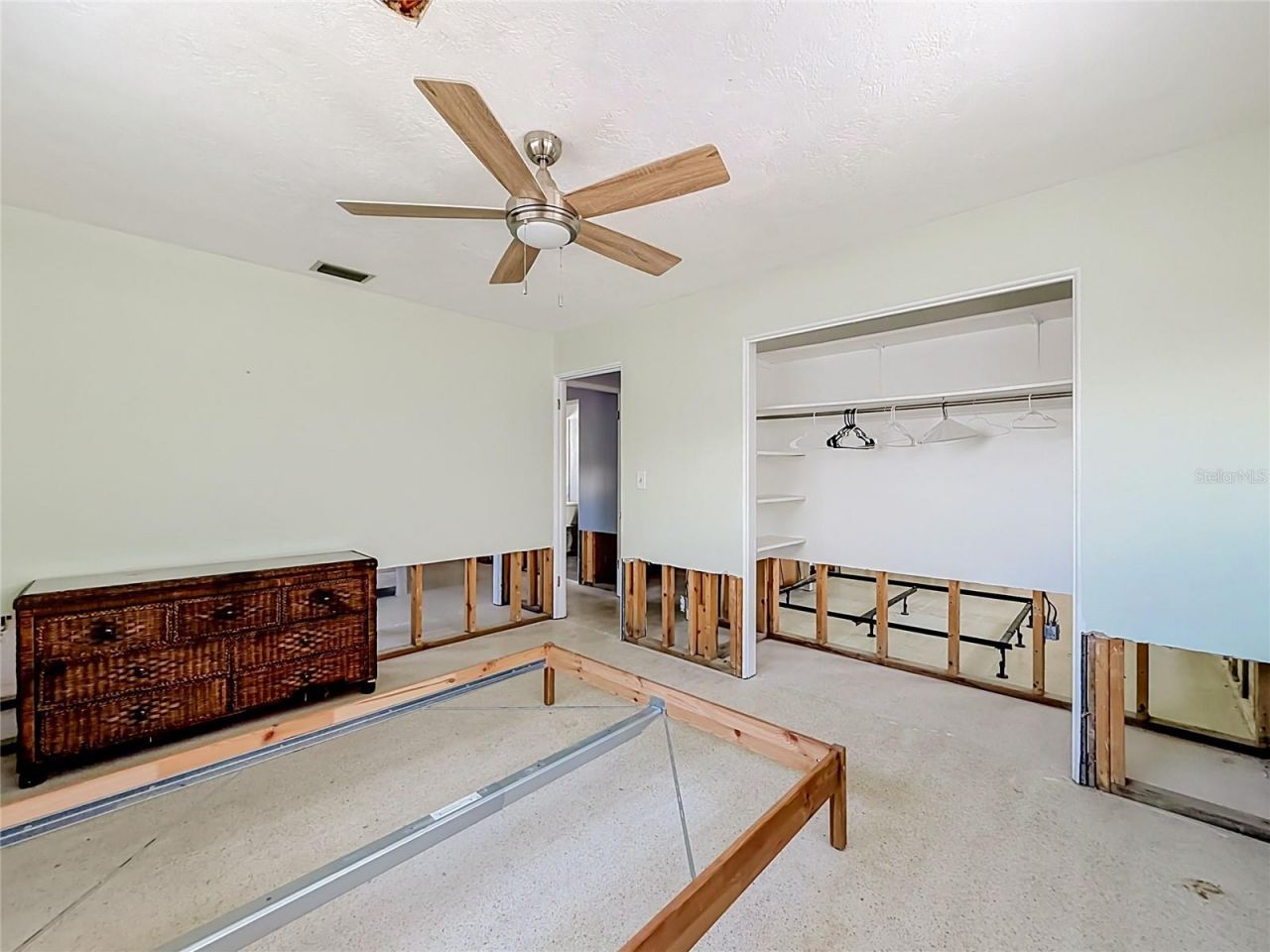 7905 11th Avenue S, Saint Petersburg, FL 33707 Photo