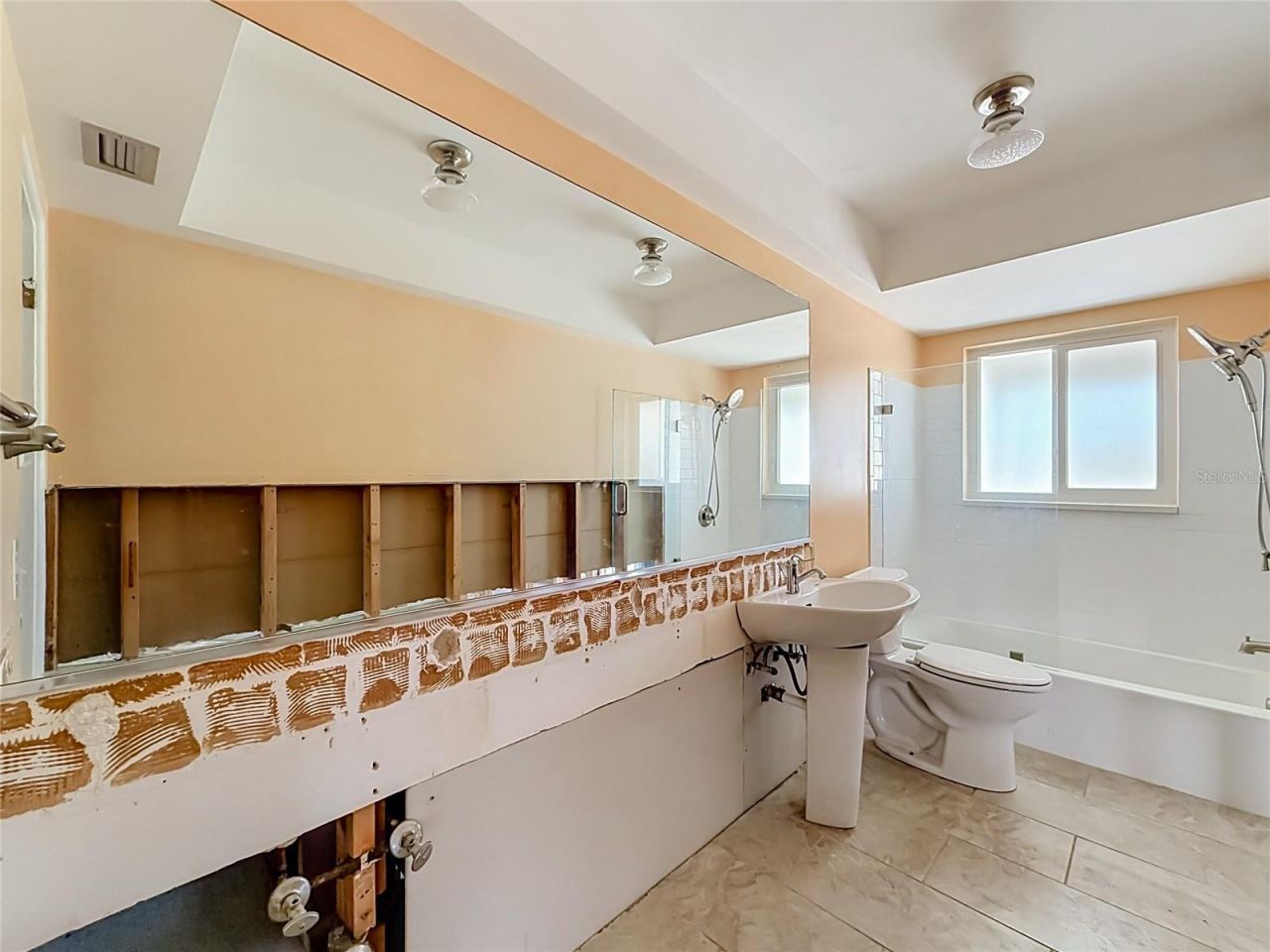 7905 11th Avenue S, Saint Petersburg, FL 33707 Photo