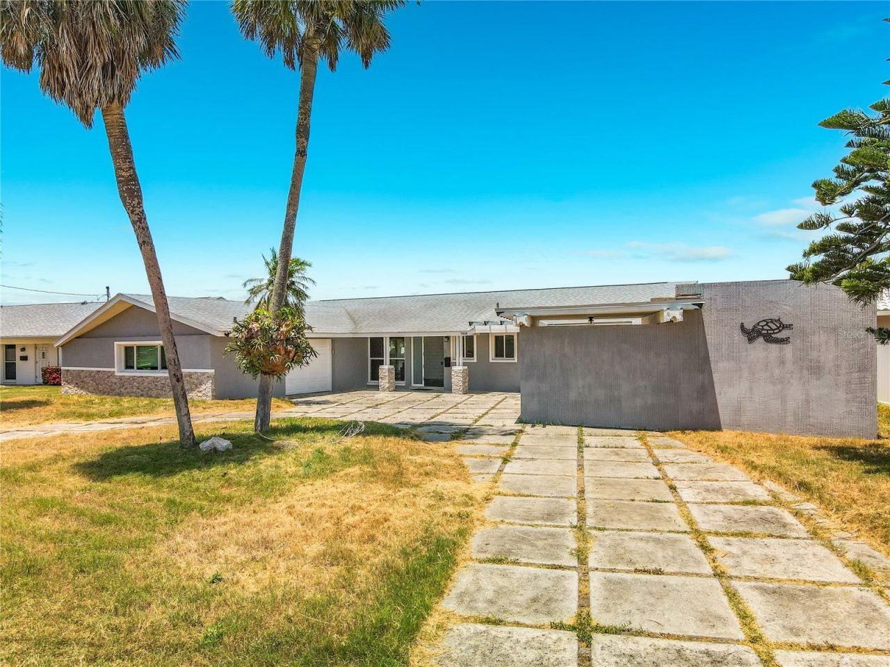 7905 11th Avenue S, Saint Petersburg, FL 33707 Photo