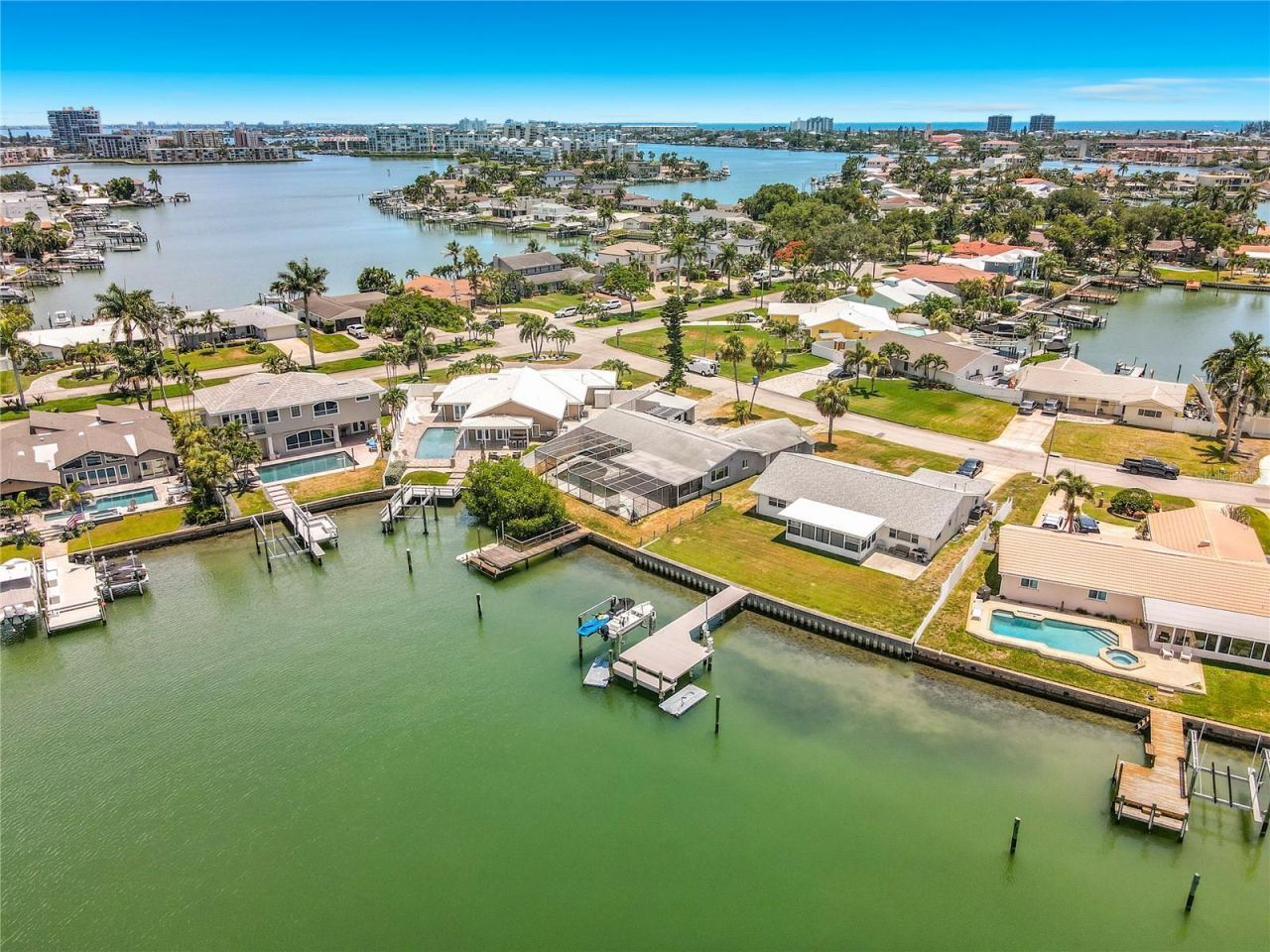 7905 11th Avenue S, Saint Petersburg, FL 33707 Photo