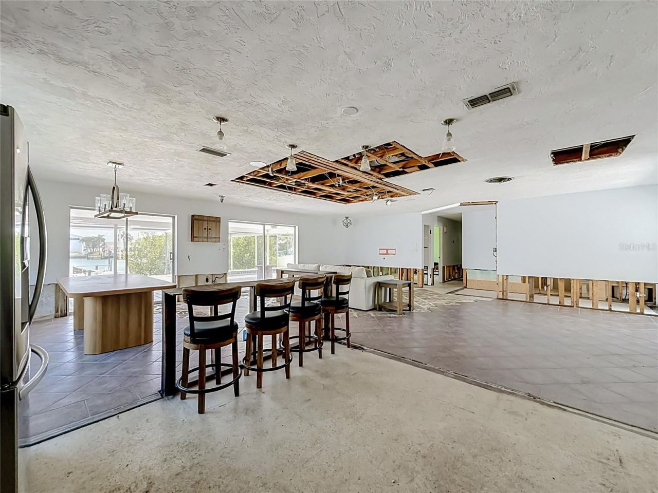 7905 11th Avenue S, Saint Petersburg, FL 33707 Photo