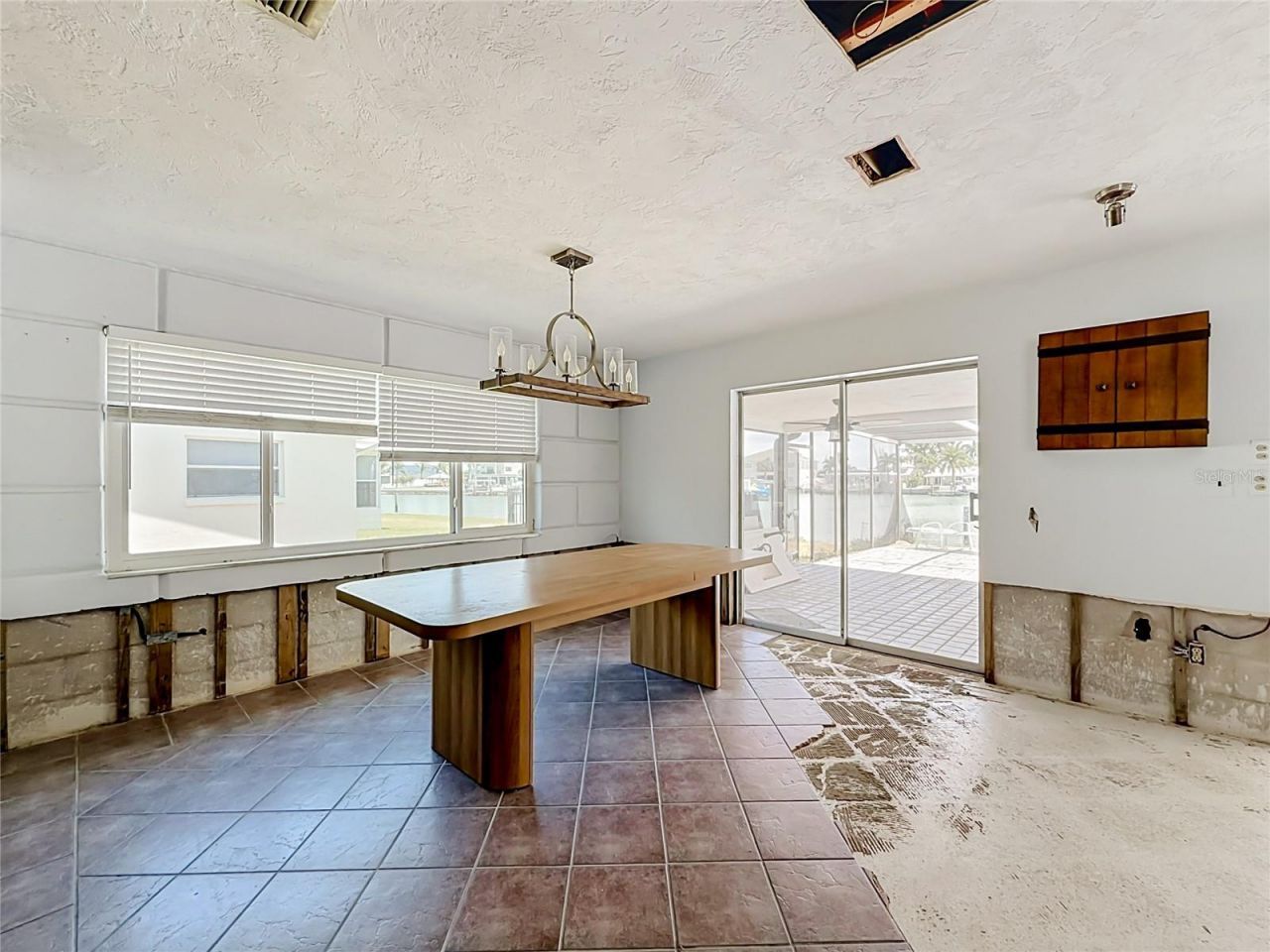 7905 11th Avenue S, Saint Petersburg, FL 33707 Photo
