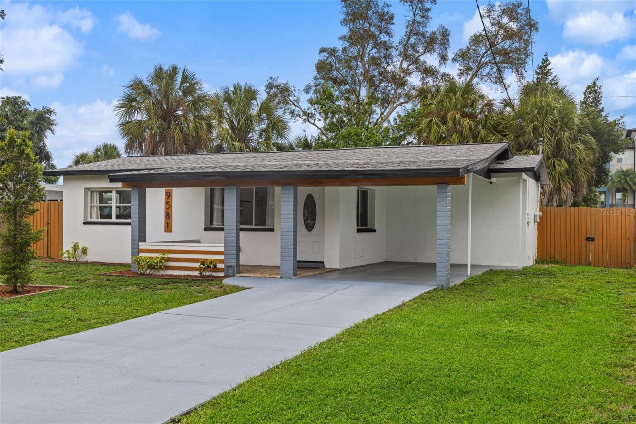9581 49th Way N, Pinellas Park, FL 33782 Photo