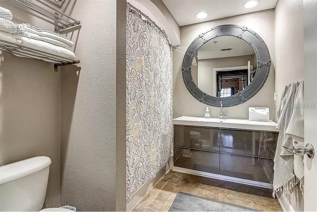 100 4th Avenue S, Unit 205, Saint Petersburg, FL 33701 Photo