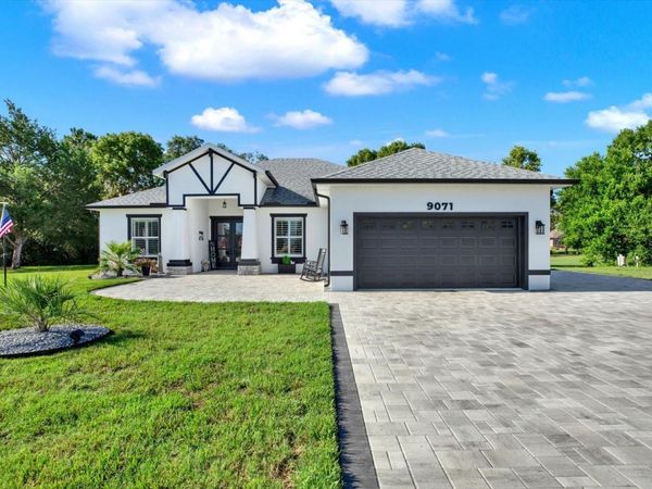 9071 LENORE COURT , WEEKI WACHEE, FL 34613