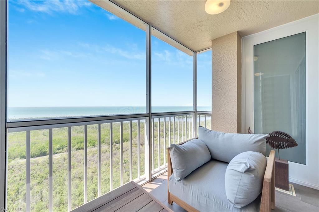 6585 Nicholas Blvd, Unit 1903, Naples, FL 34108 Photo