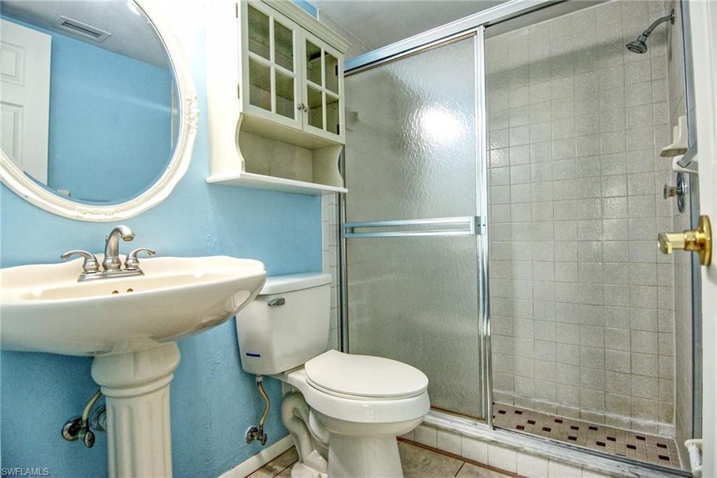 1100 Pondella Rd, Unit 807, Cape Coral, FL 33909 Photo