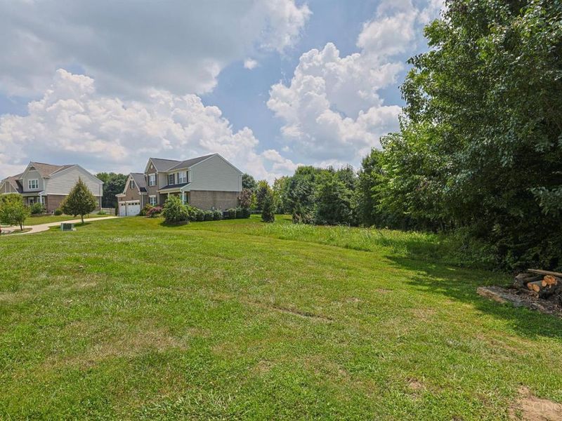 2001 Bridgeport Drive, Hamilton, OH 45013 Photo 4