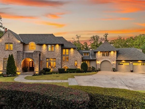475 Heards Ferry Road NW, Atlanta, GA 30328