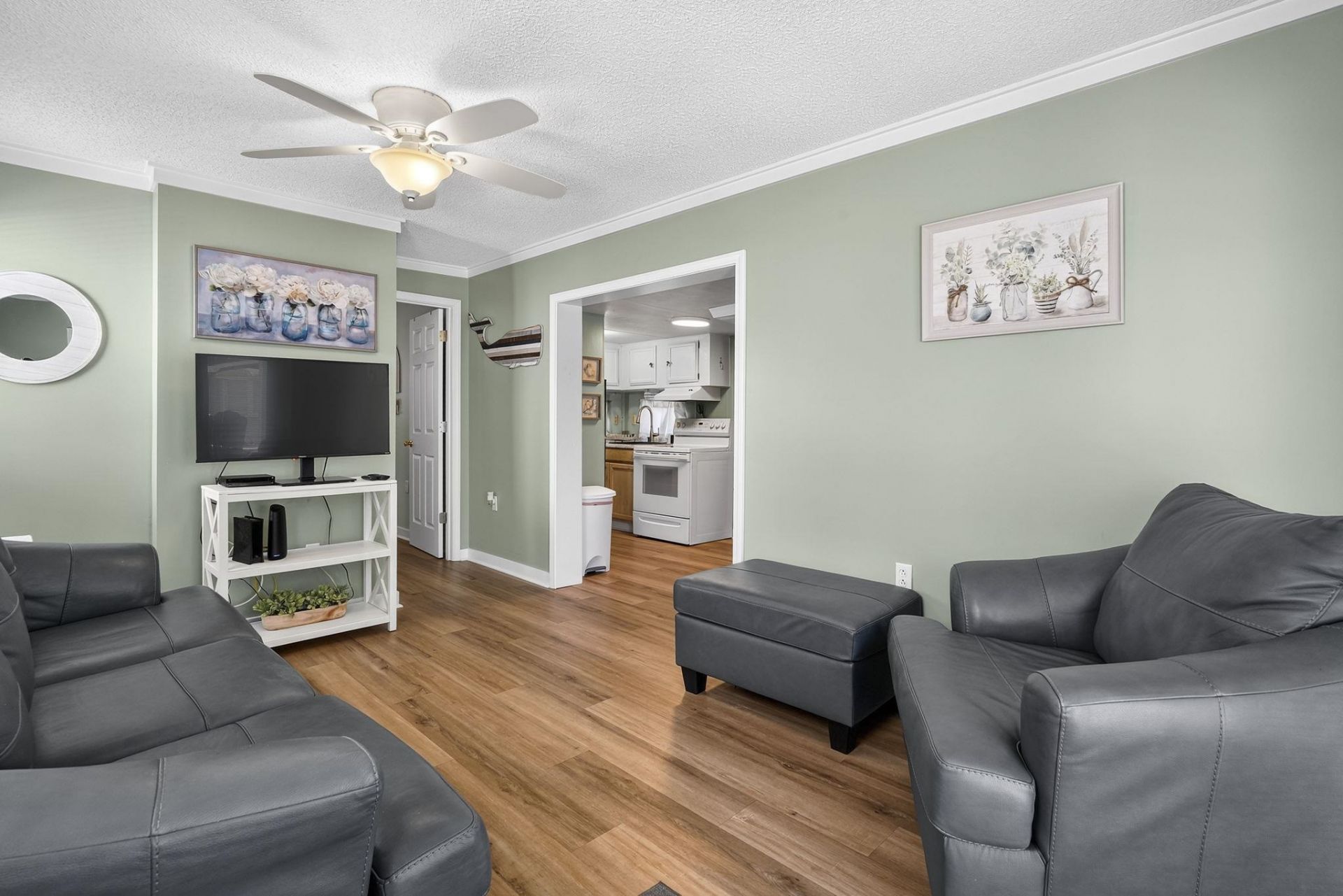 6001 S Kings Hwy.  Photo 17