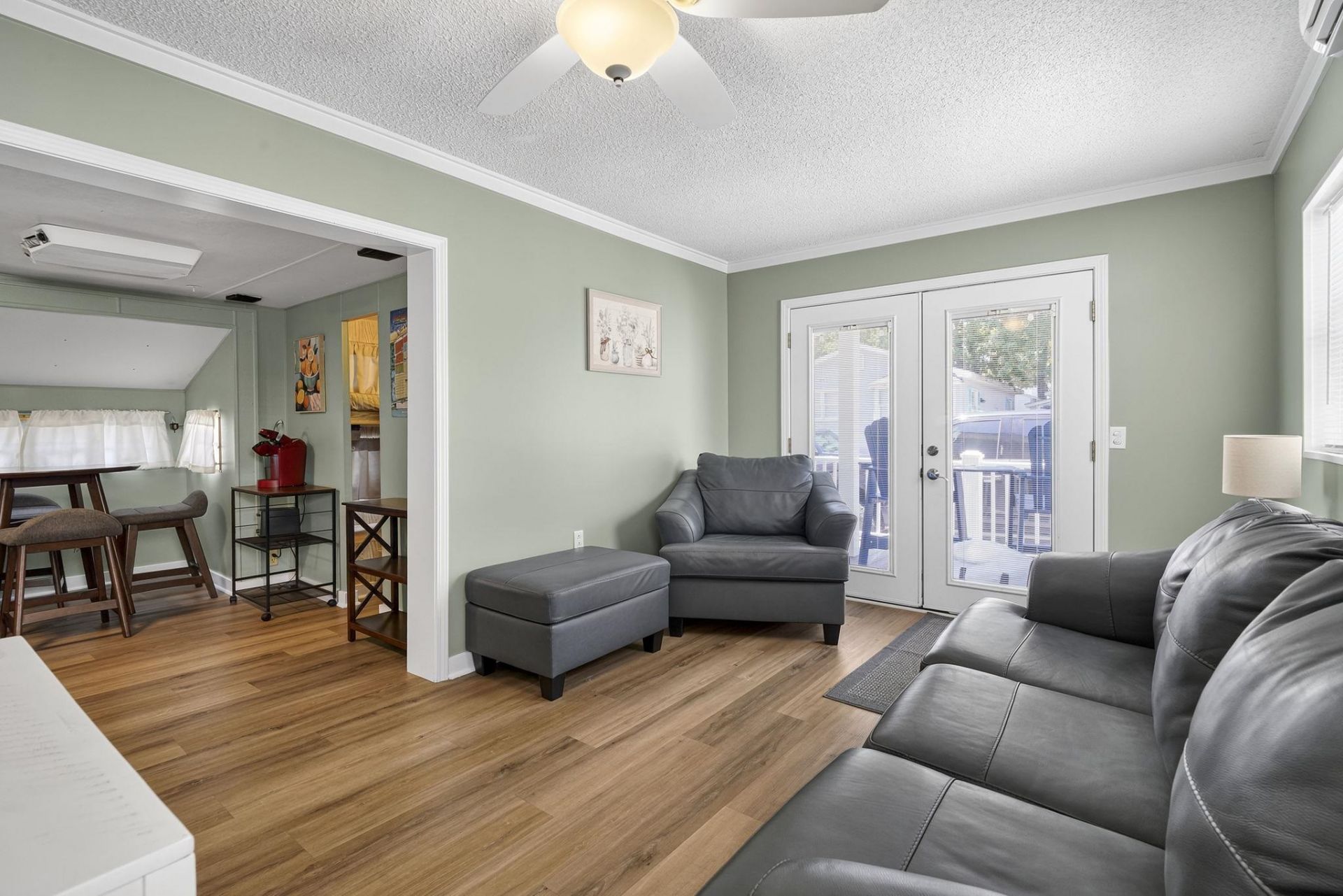 6001 S Kings Hwy.  Photo 18