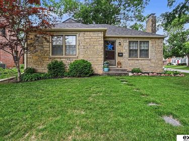 3301 S 17TH Street, Lincoln, NE 68502