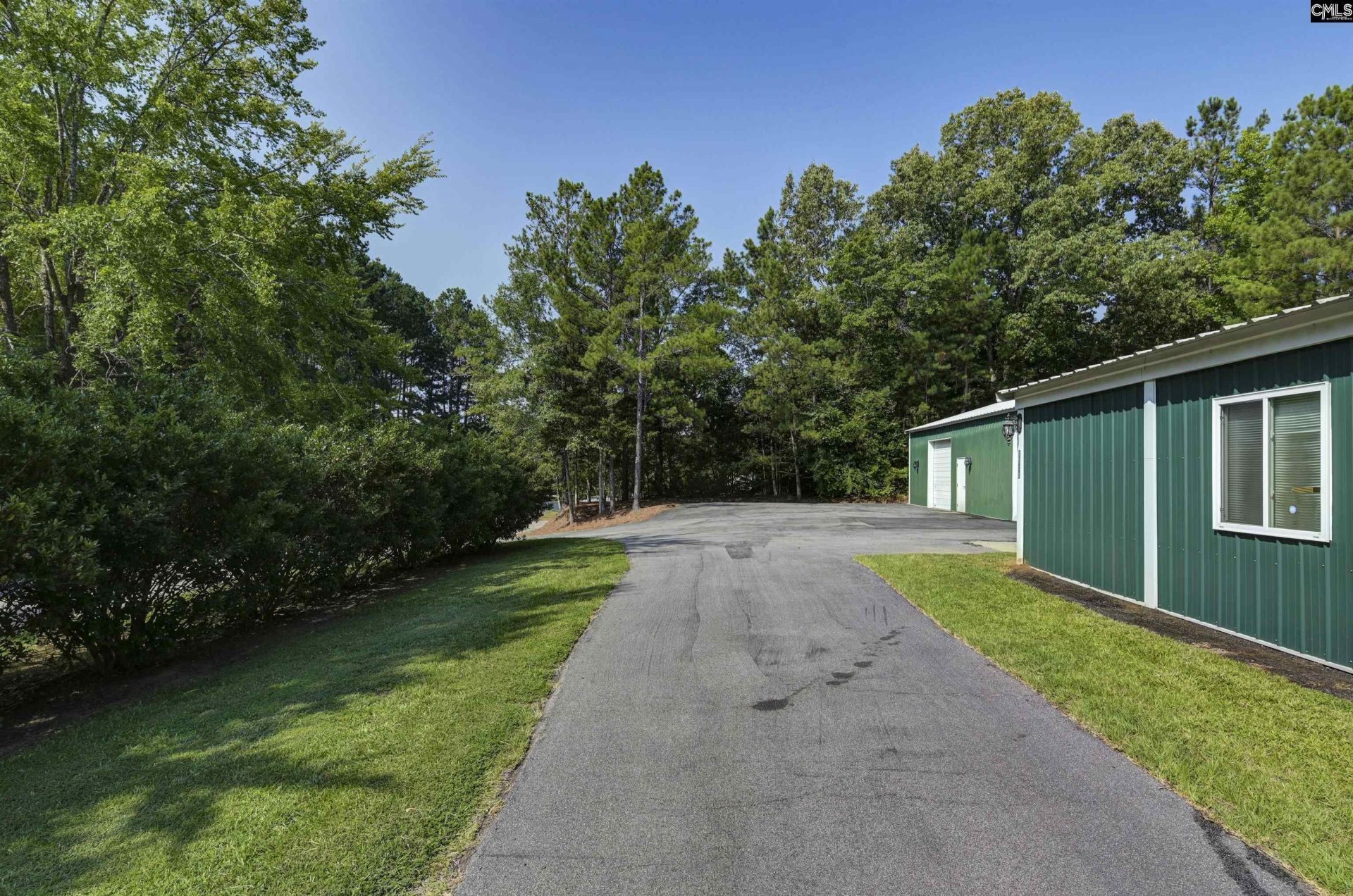 1901 Hollingshed Road  Photo 11