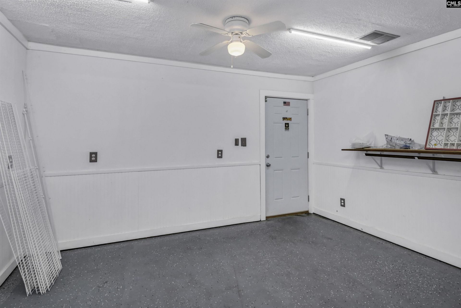 1901 Hollingshed Road  Photo 17