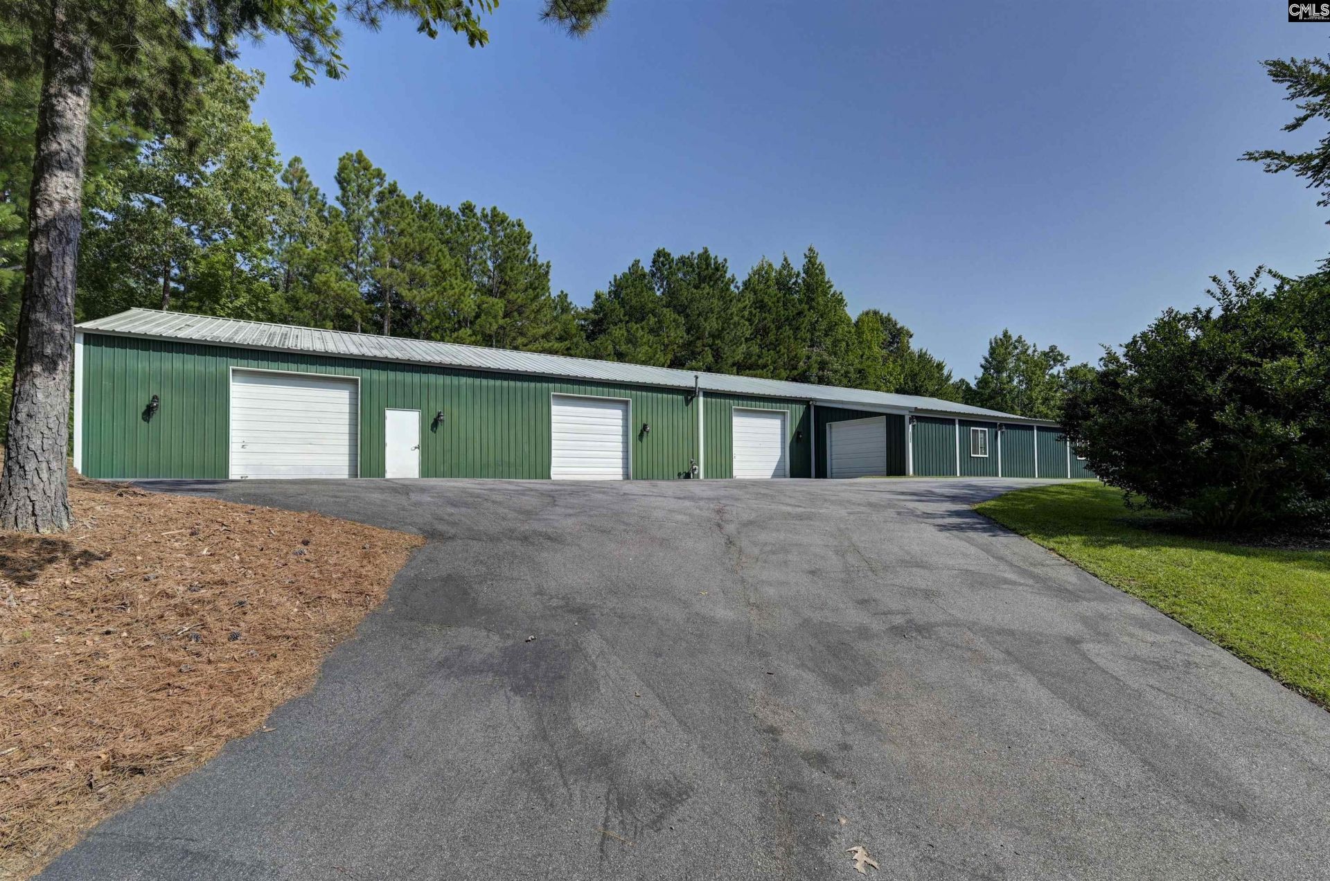 1901 Hollingshed Road  Photo 4
