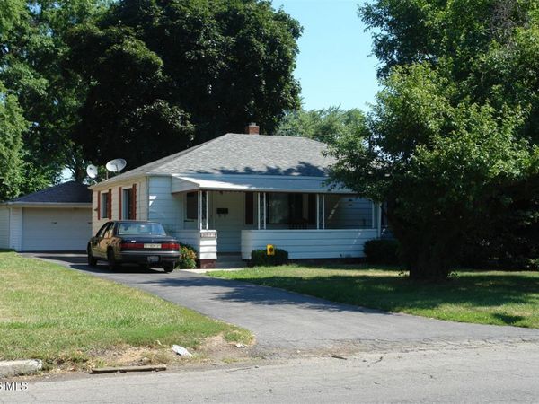 5340 W Bancroft Street, Toledo, OH 43615
