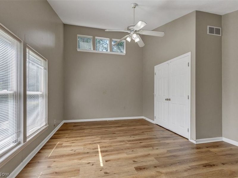 5597 South Boulevard, Maple Heights, OH 44137 Photo 10