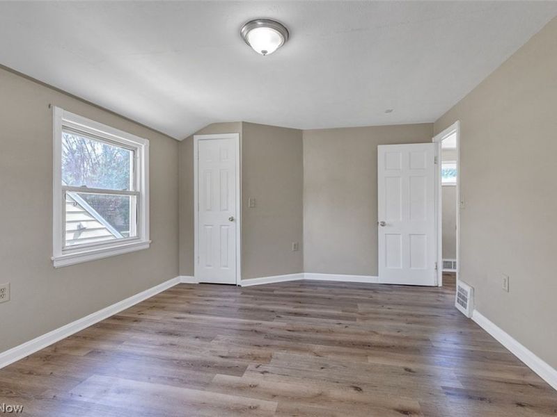 5597 South Boulevard, Maple Heights, OH 44137 Photo 18