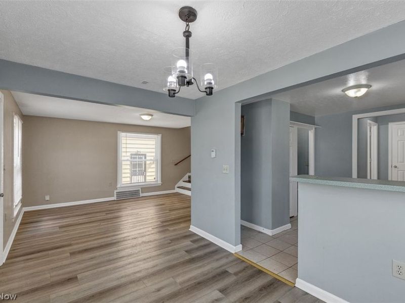 5597 South Boulevard, Maple Heights, OH 44137 Photo 9