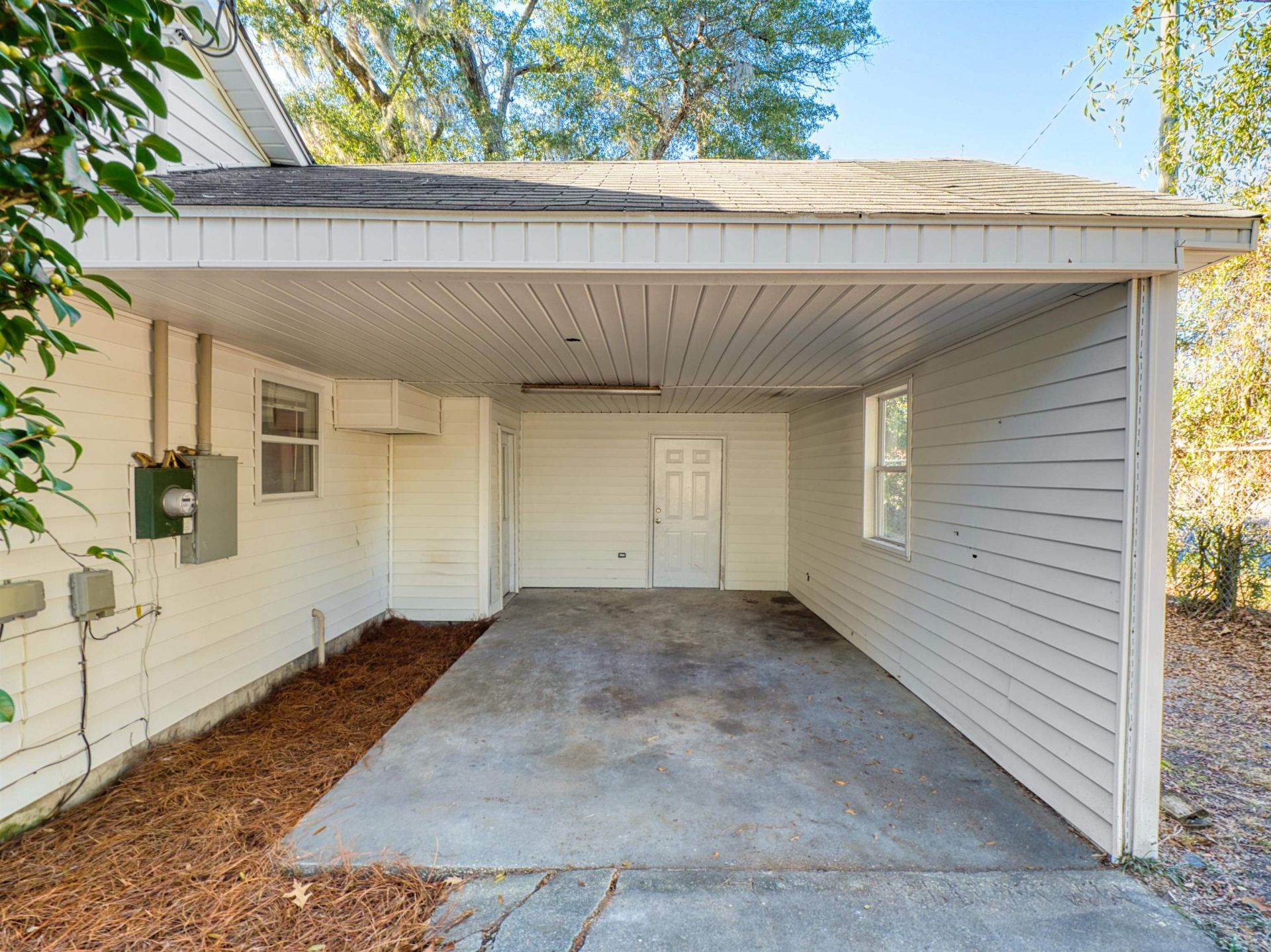 1220 3rd Ave.  Photo 21