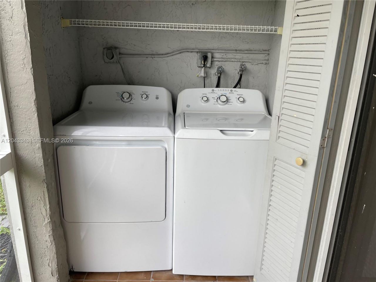 426 NE 210th Cir Ter , Unit 103-2, Miami, FL 33179 Photo